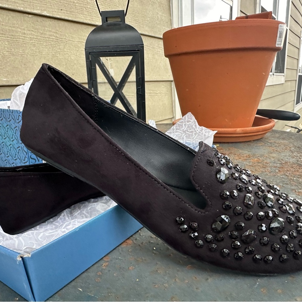 Vera Wang Sparkly Flats  -  Size 8 - Picture 3 of 5